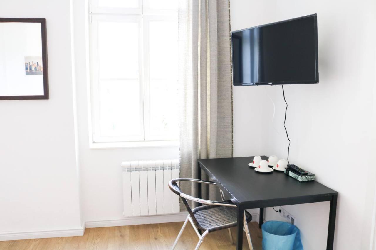 Rose Suites And Rooms Praga Esterno foto
